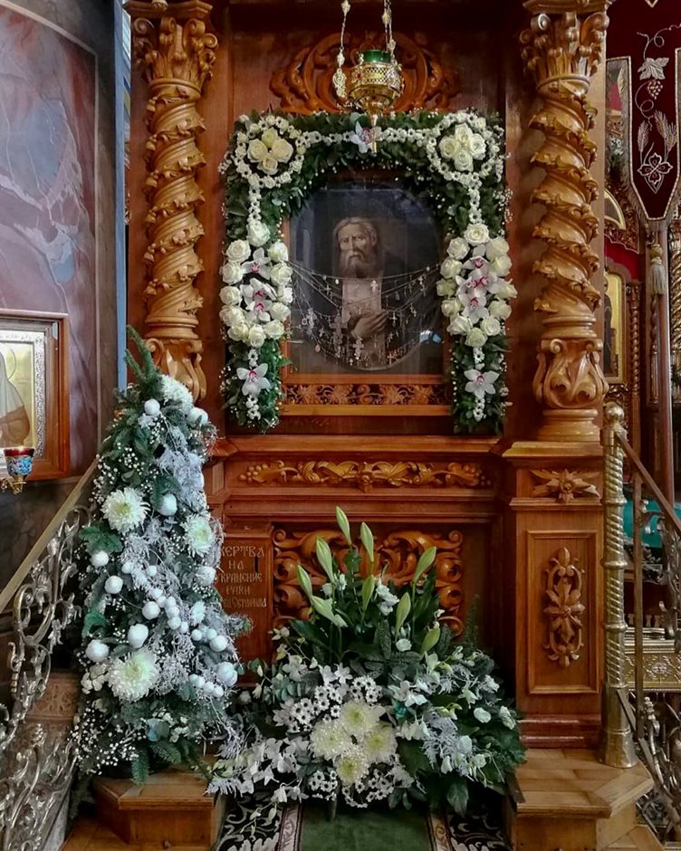 Икона преподобного Серафима Саровского
